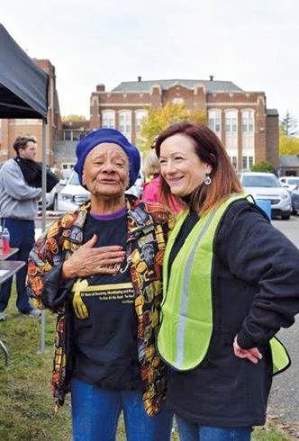 Project EverGreen Executive Director Cindy Code Receives Leadership Award | Project EverGreen happy lady | Project EverGreen